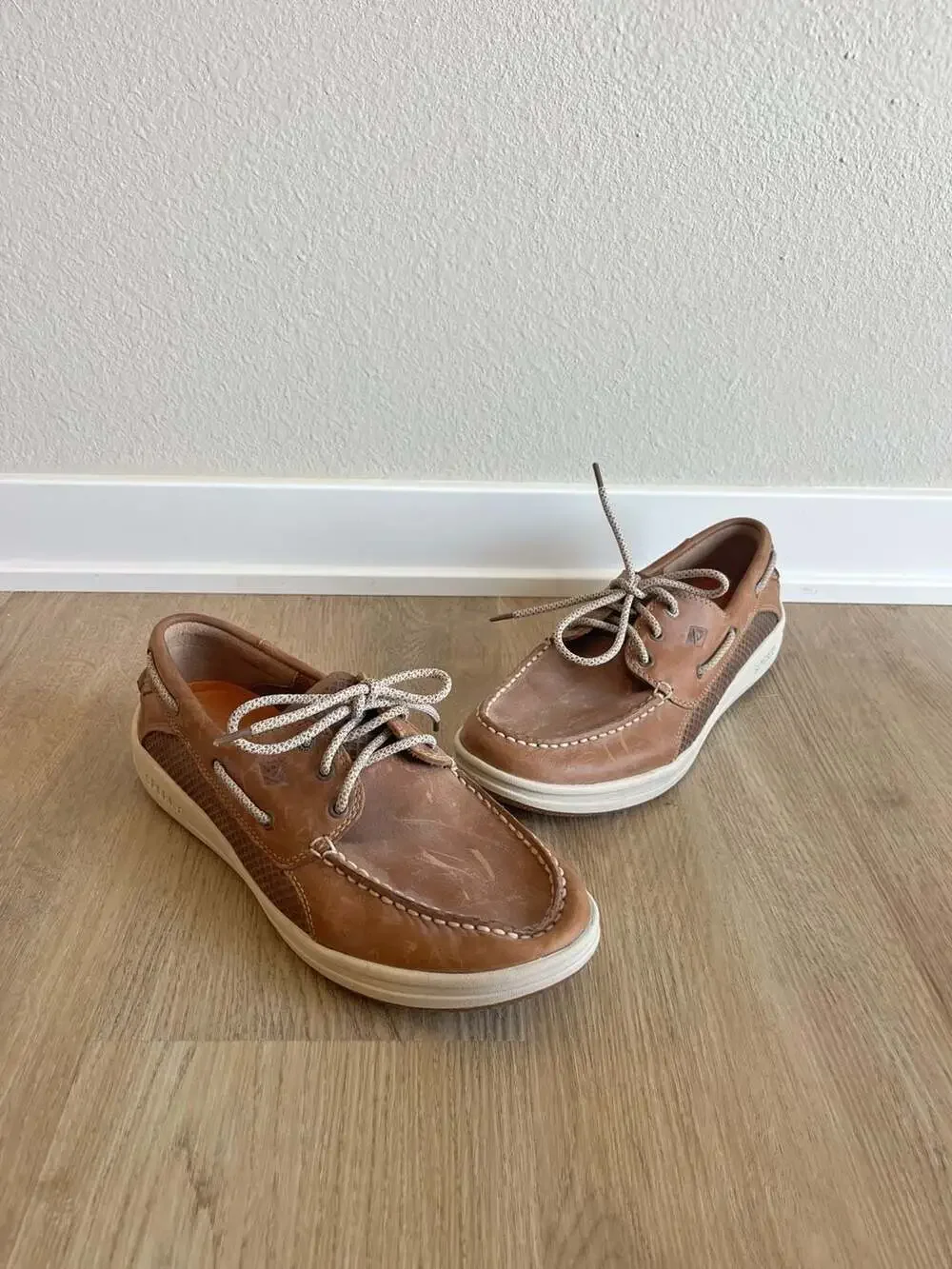 Sperry Top-Sider, Gamefish 3-Eye Boat Shoes,Tan, Men's Size 10,Preppy,Old Money